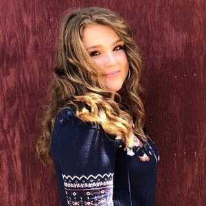 Meet your Posher, Leann